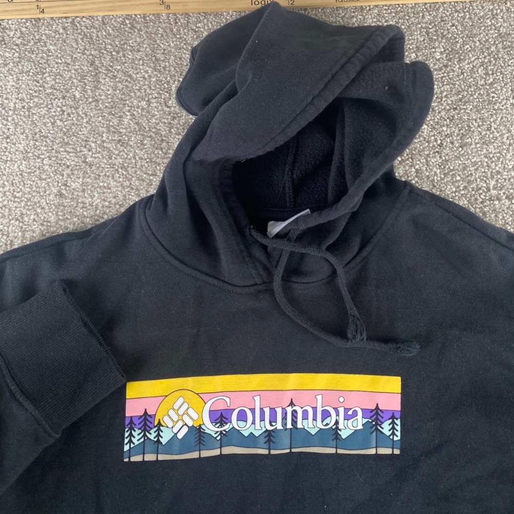 Columbia Mens M Black Retro Landscape Graphic Pullover Hoodie Sweatshirt Jacket